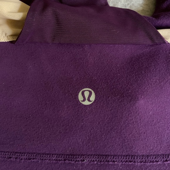 Lululemon top - Picture 2 of 6